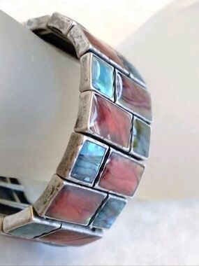 VTG Faux Shell Silvertone  Lg Chunky Stretch Bracelet